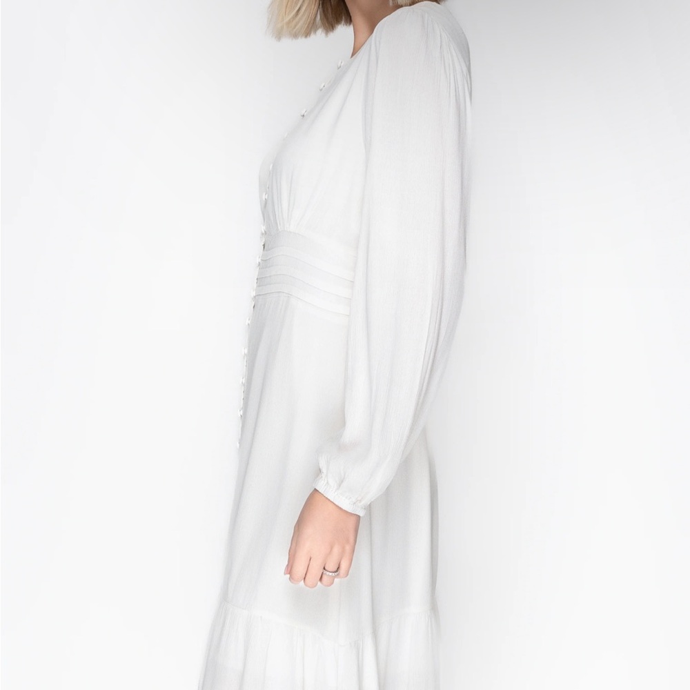 Yakira Bella Gwenyth Petite in White